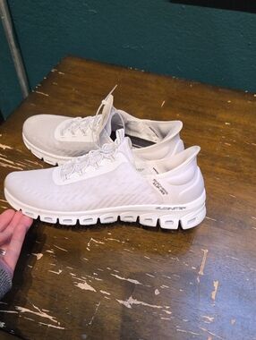 Skechers Size 9.5 White Slip-On Performance Sneakers NEW